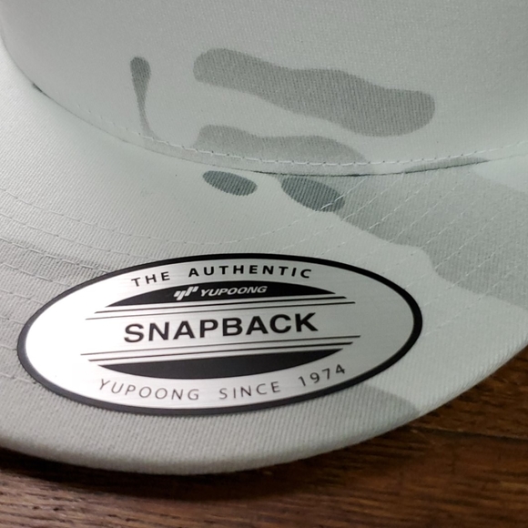 COPY - YUPOONG, NWT, MULTCAM, ARID, SNAPBACK, TRU… - Picture 4 of 6
